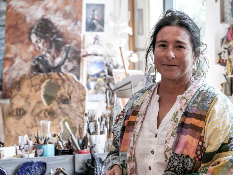 Katrine Wettstein i sit atelier.
