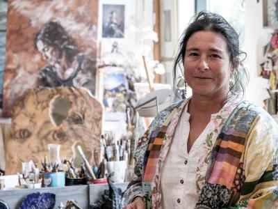 Katrine Wettstein i sit atelier.